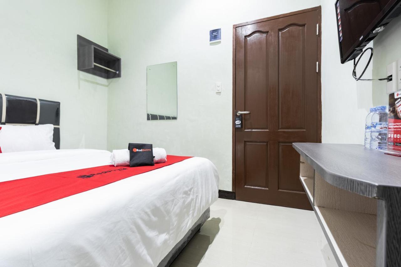 Reddoorz Near Medan Amplas Deli Tua Exterior foto